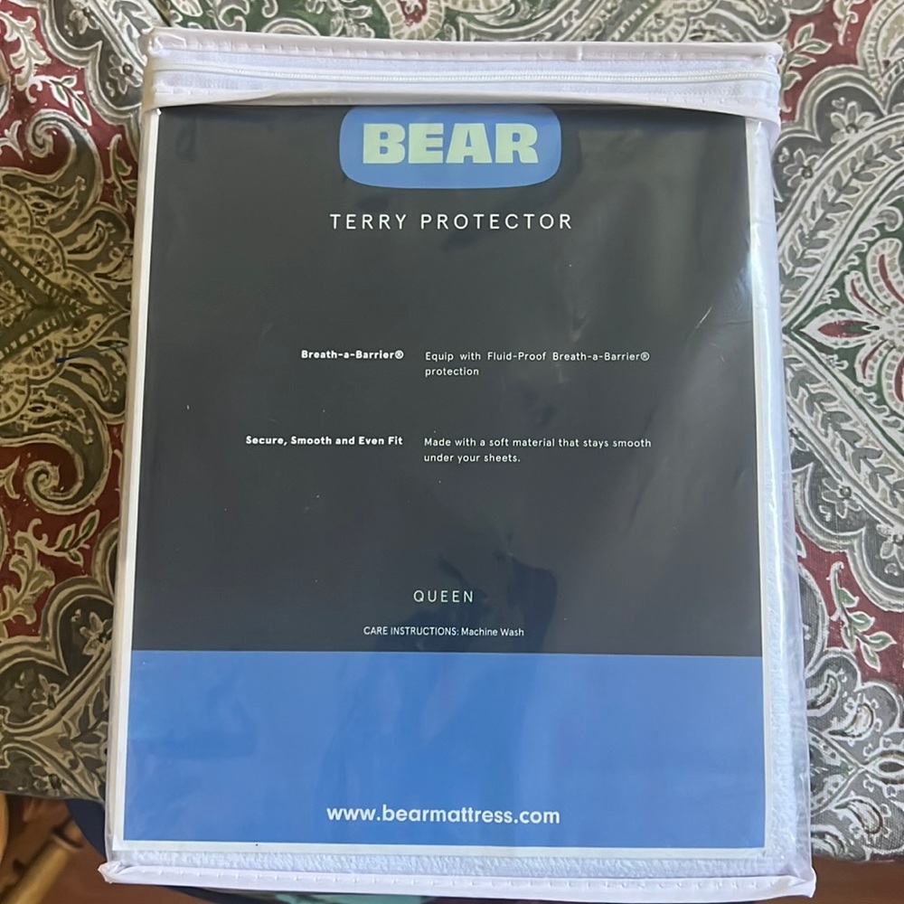 New in package BEAR terry queen mattress protector